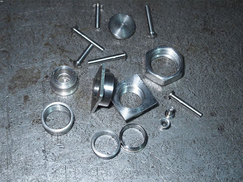 Торцевые заглушки, гайки, втулки, заклепки, кольца из нержавеющих сталей